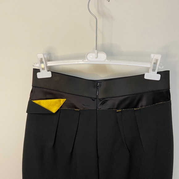 Donna Karan pencil skirt with mix materials Size 12 - Picture 7 of 11
